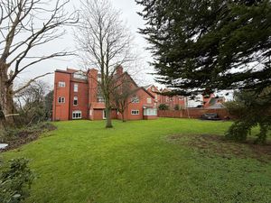 Photo 29- click for photo gallery